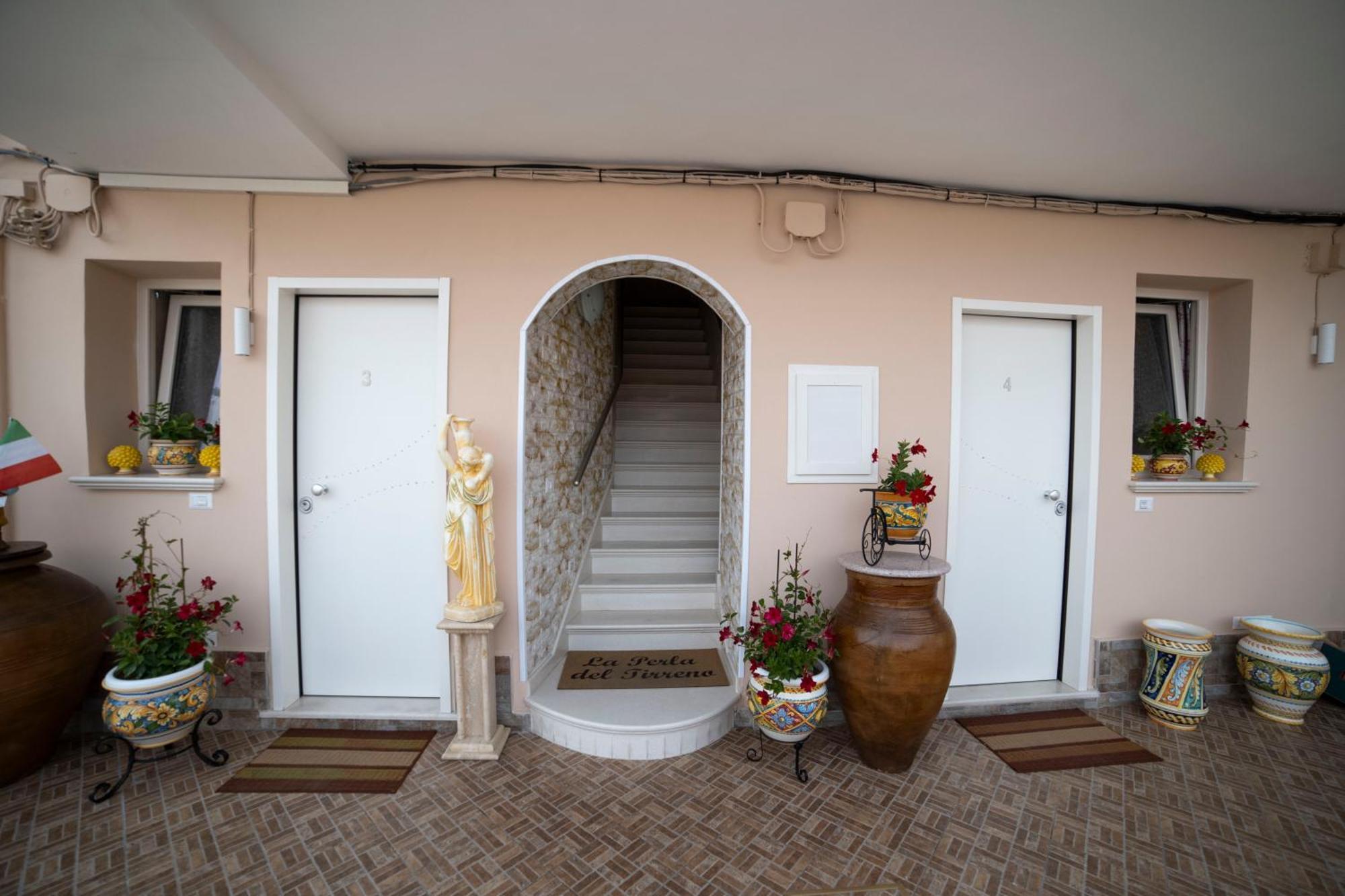 La Perla Del Tirreno Bed & Breakfast Tropea Exterior photo
