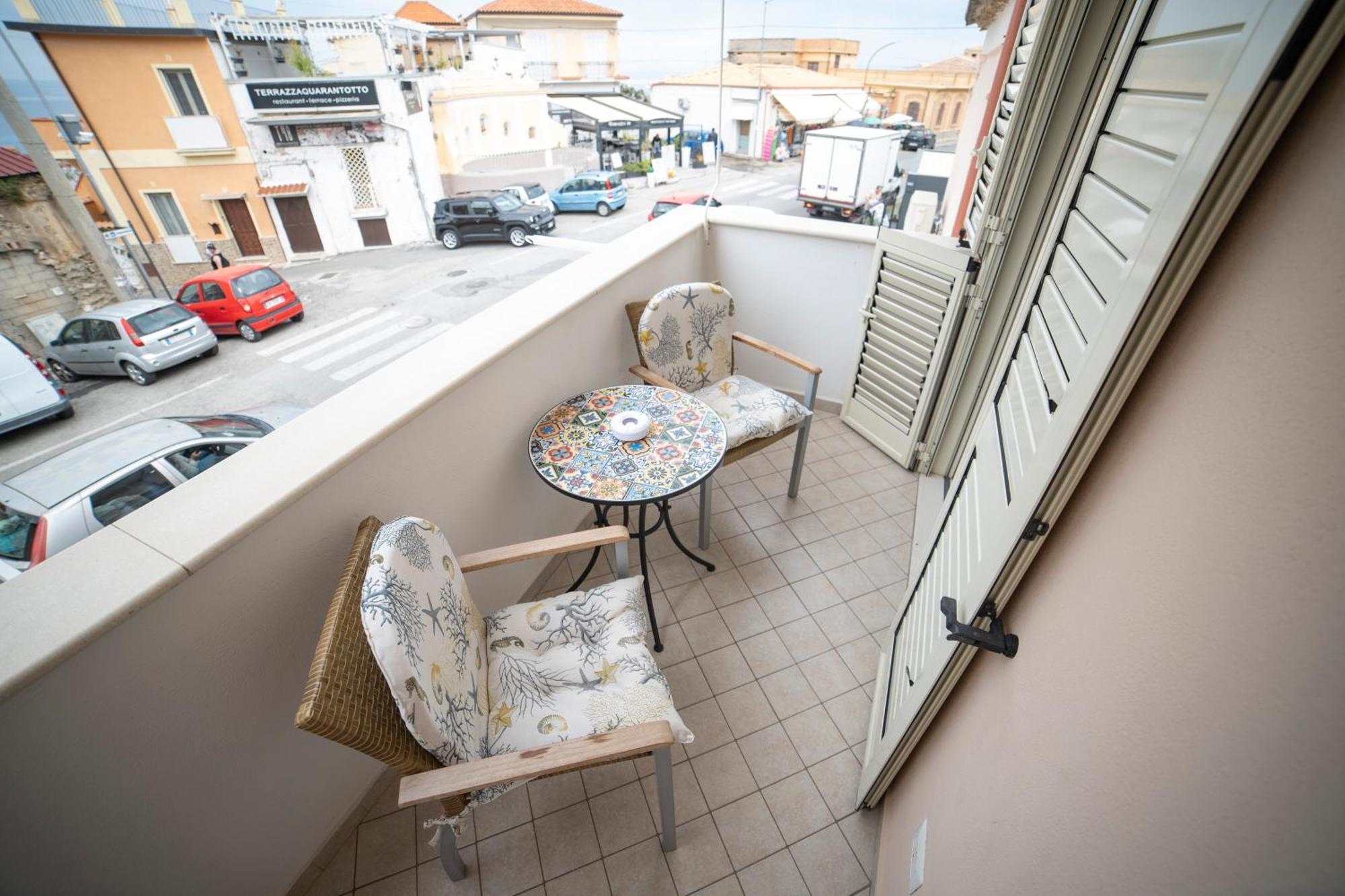 La Perla Del Tirreno Bed & Breakfast Tropea Exterior photo
